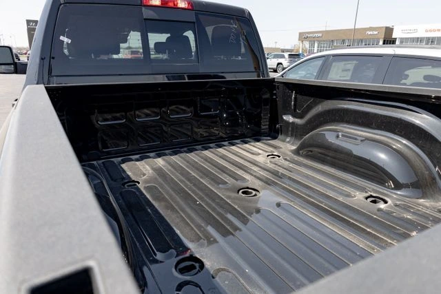 2026 RAM 2500 Tradesman - Photo 6