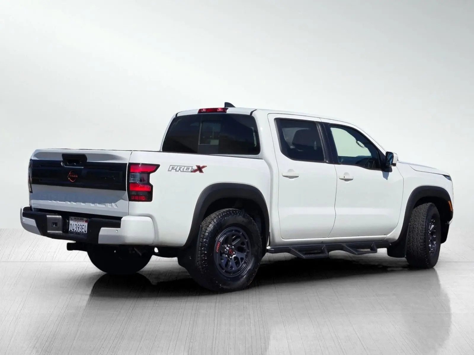 2025 Nissan Frontier Crew Cab PRO-X photo 4