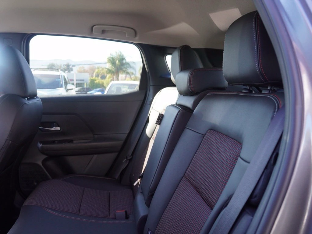 2026 Nissan KICKS SR - Photo 19