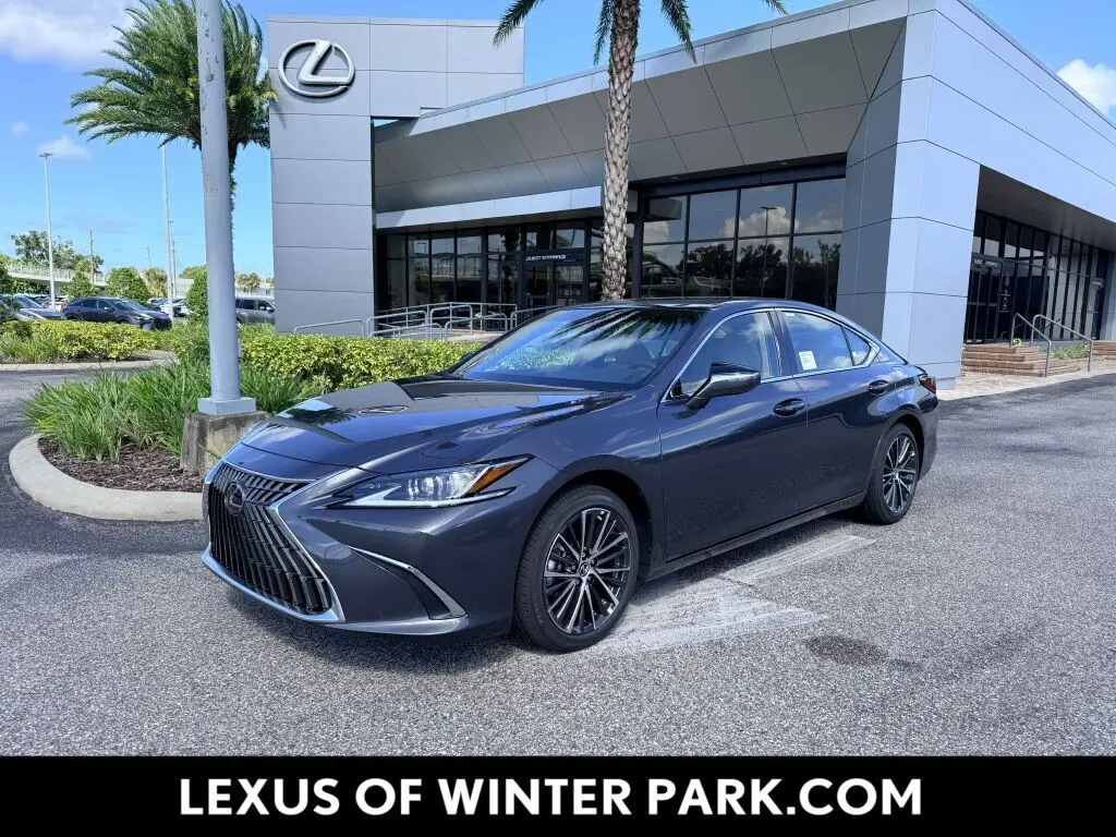 2025 Lexus ES 350's photo