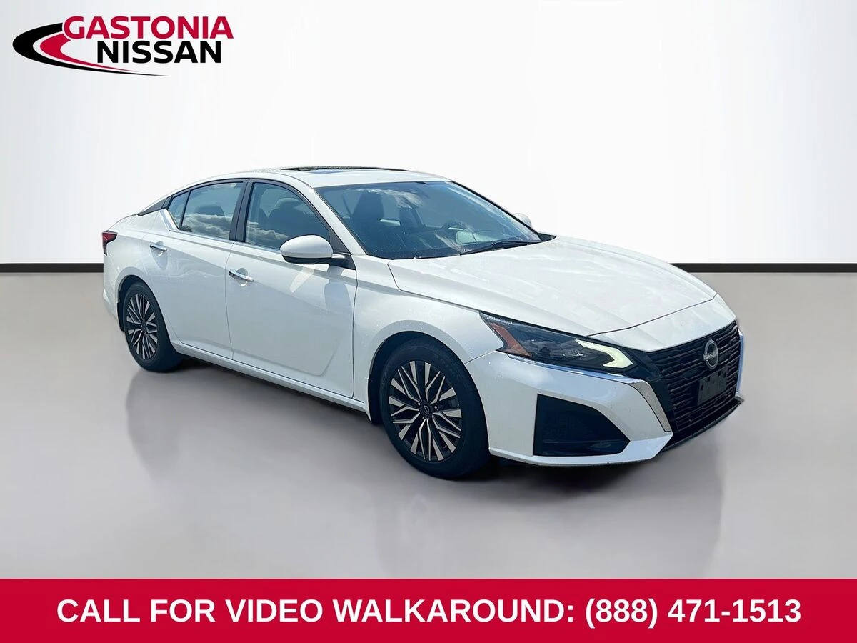 2023 Nissan Altima SV