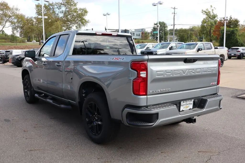 2026 Chevrolet Silverado 1500 RST photo 30