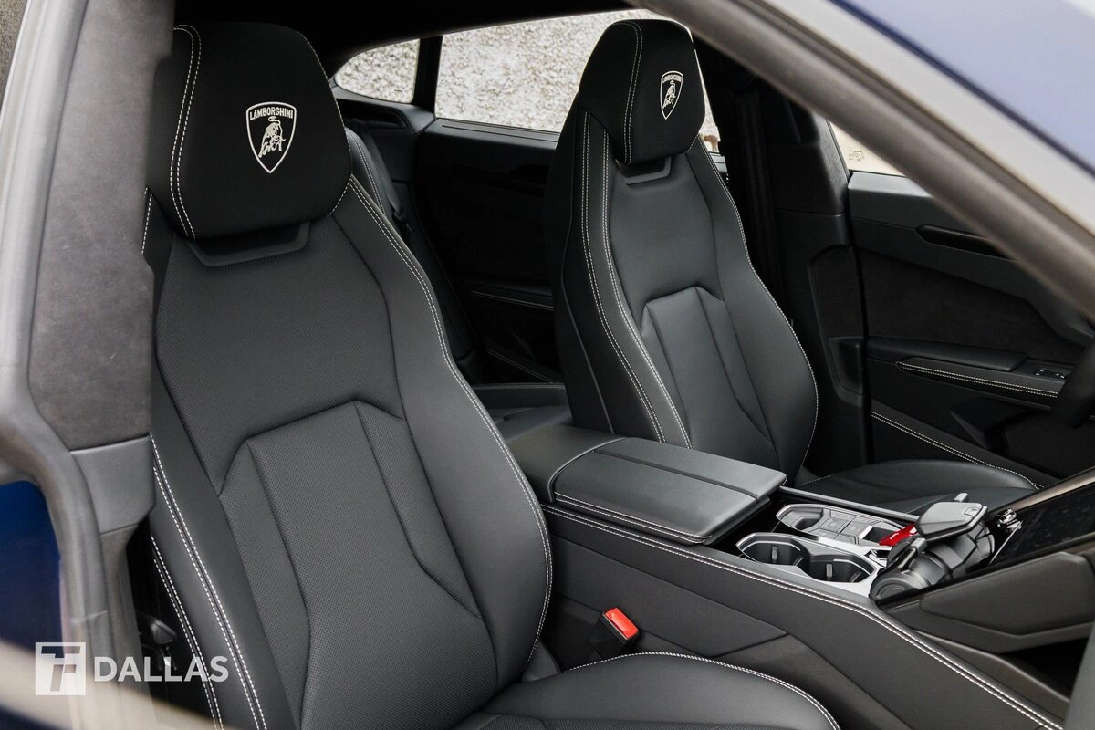 2024 Lamborghini Urus S - Photo 39