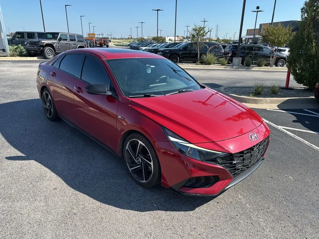2022 Hyundai Elantra N Line photo 3
