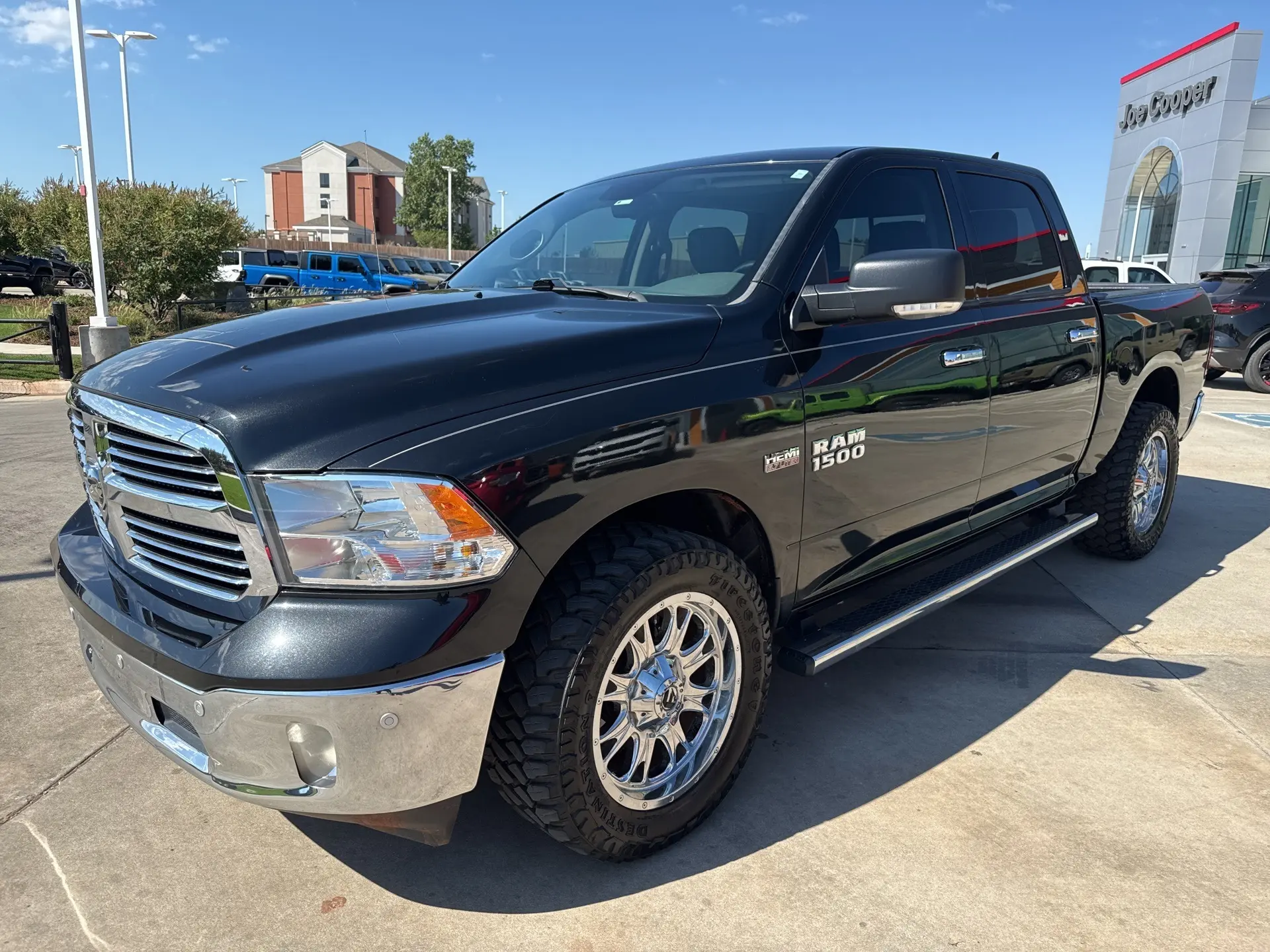 2017 Ram 1500 Big Horn photo 3