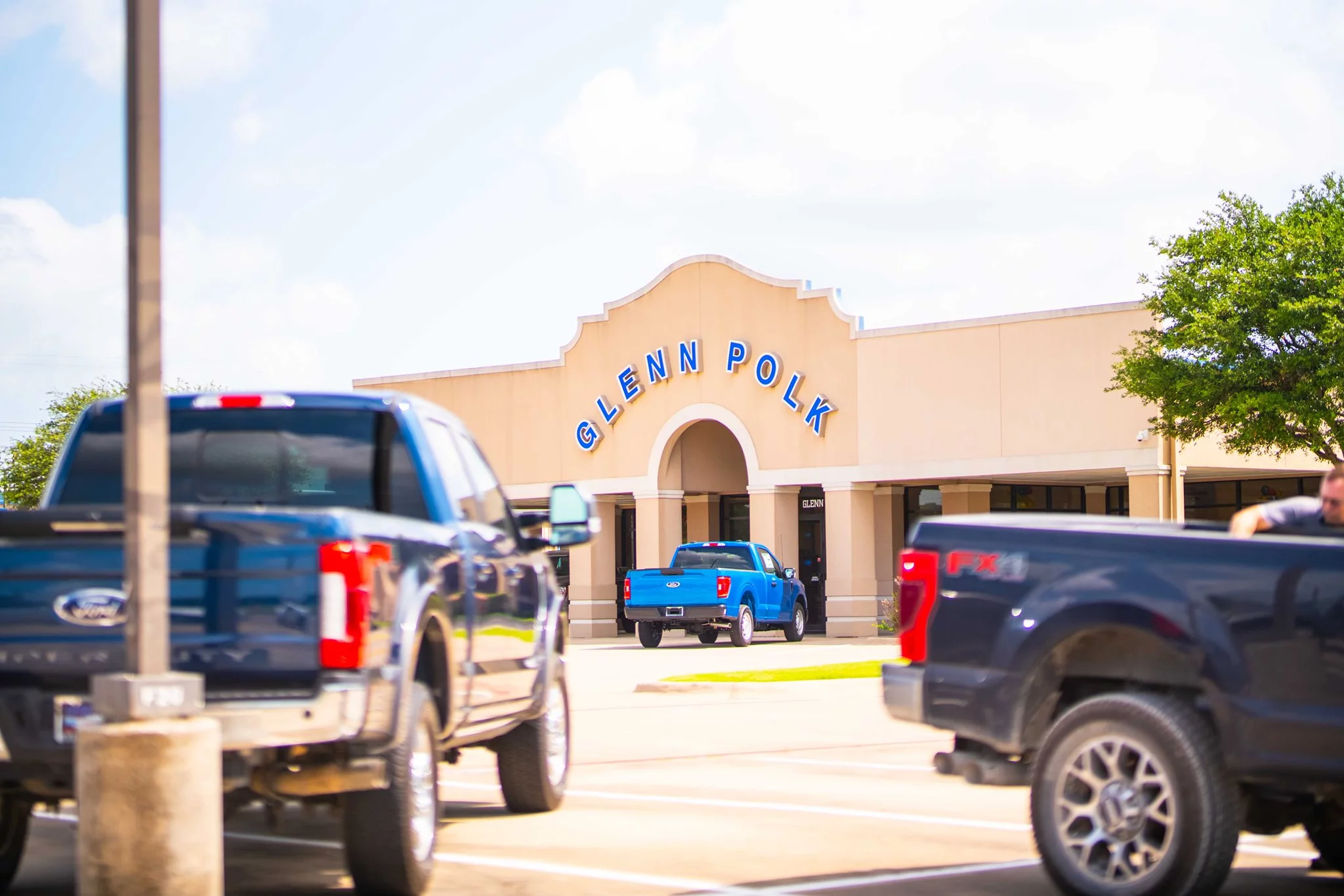 Image of outside of Glenn Polk Ford