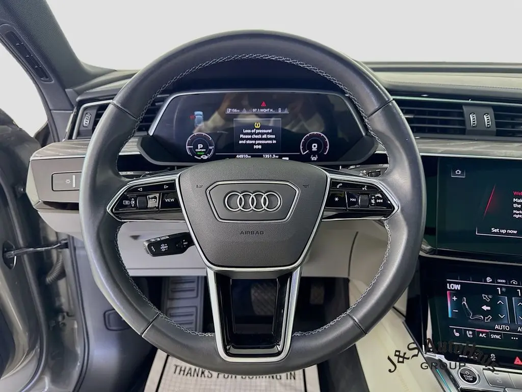 2022 Audi e-tron Chronos Edition photo 9