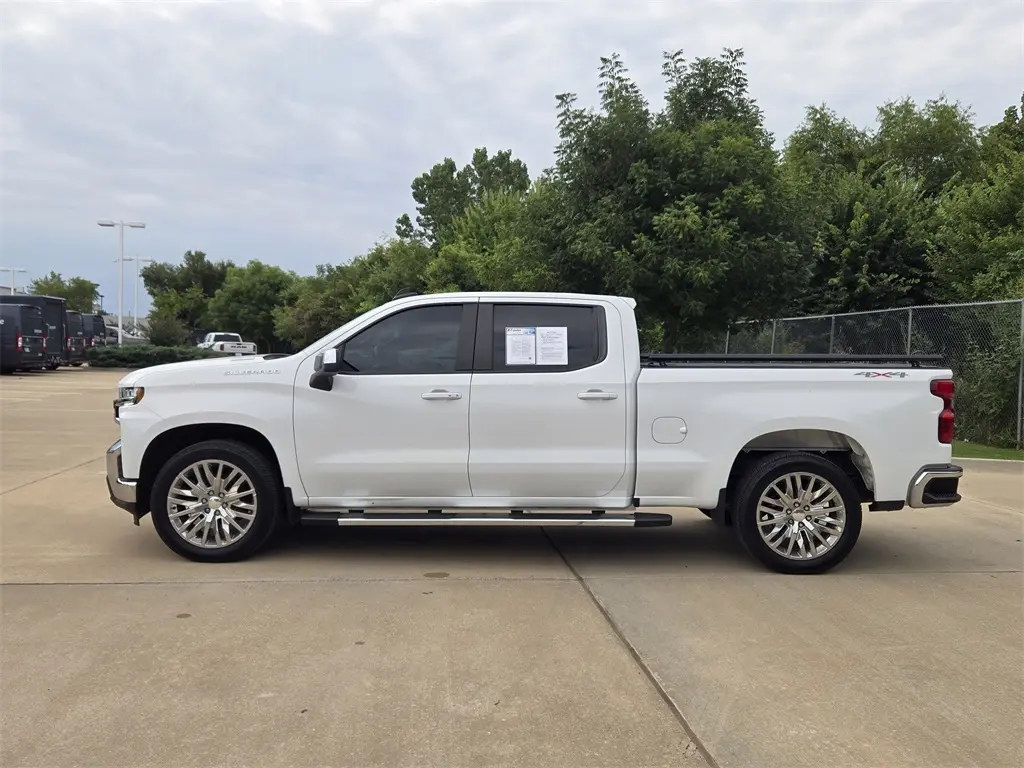 2021 Chevrolet Silverado 1500 LT photo 4