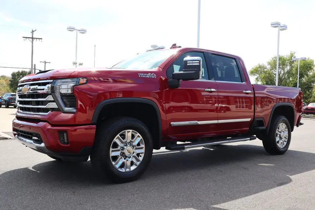2025 Chevrolet Silverado 2500HD High Country photo 9