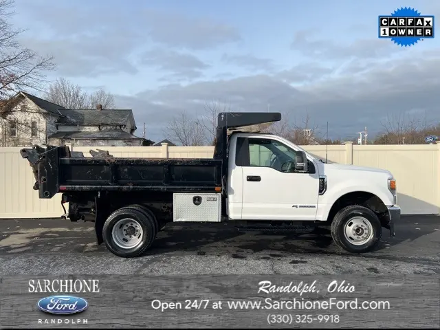 2022 Ford F-350 Super Duty Chassis Cab XL's photo