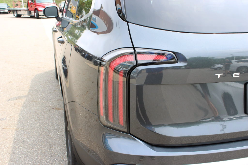 2024 Kia Telluride EX - Photo 32