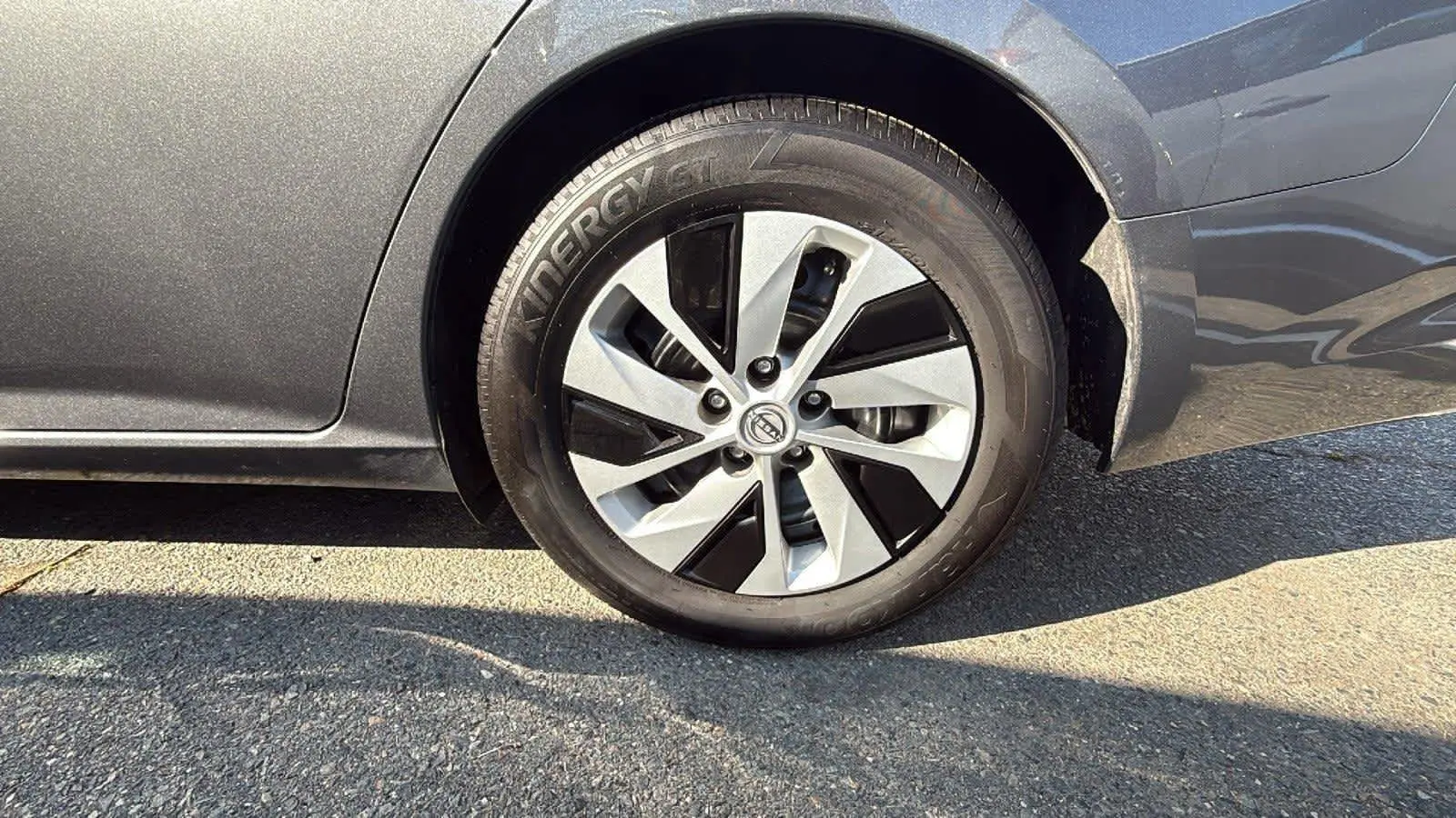 2025 Nissan Altima S photo 7