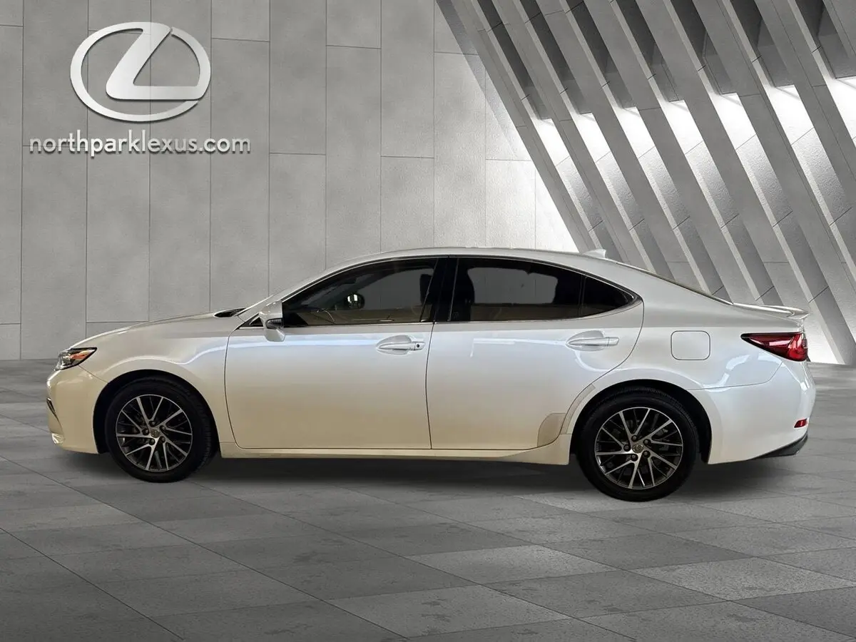2016 Lexus ES 350