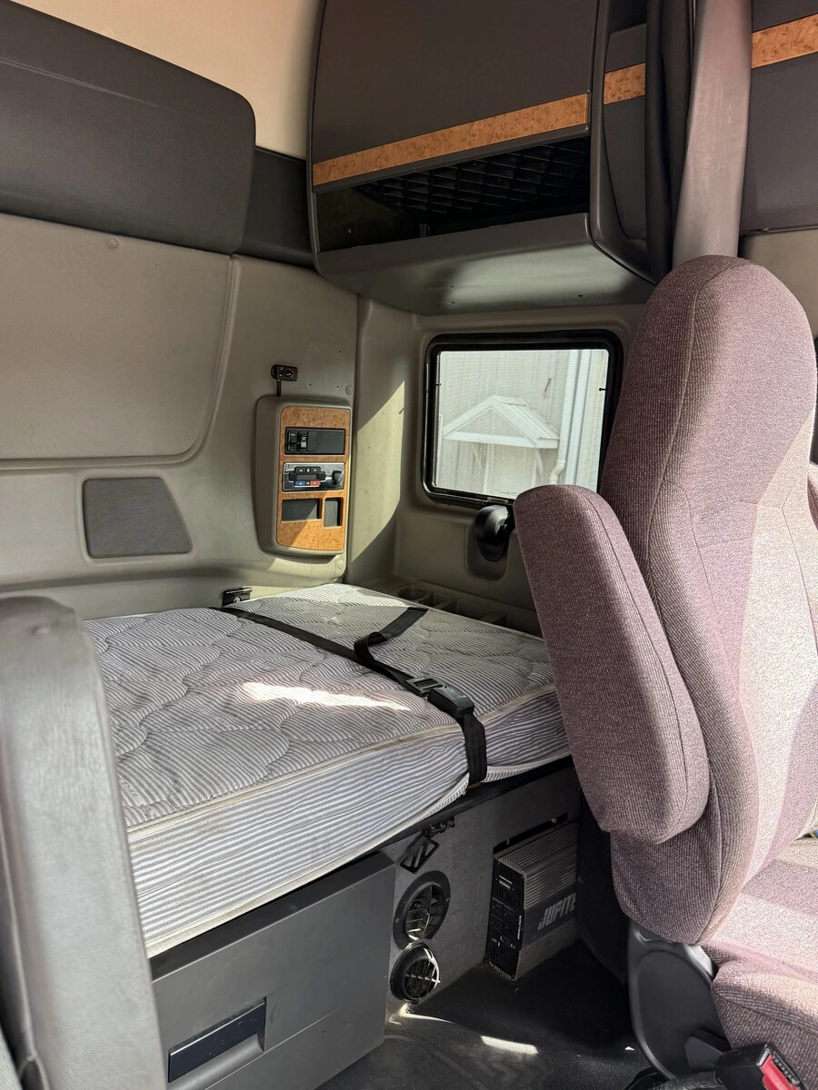 2016 International ProStar - image 15