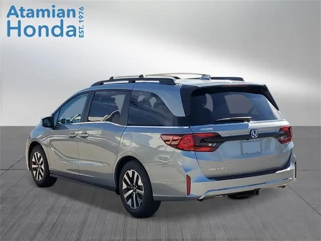 2026 Honda Odyssey EX-L photo 2