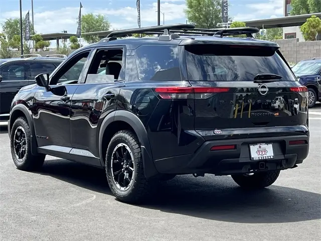 2024 Nissan Pathfinder Rock Creek photo 2