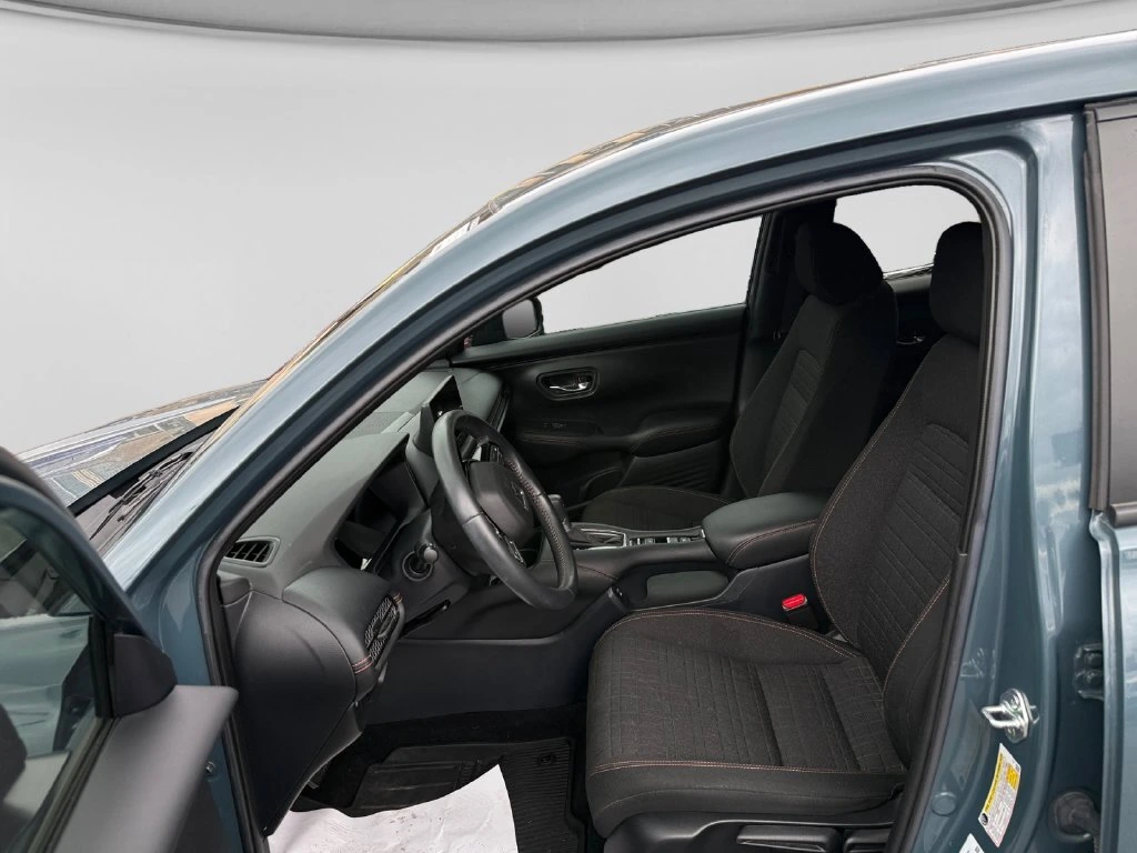 2025 Honda HR-V Sport - Photo 17
