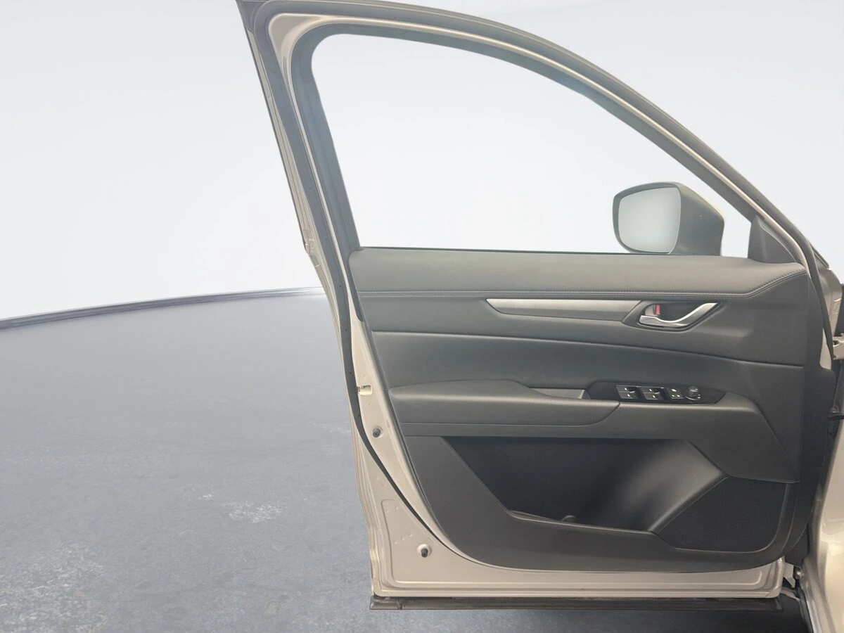 2025 Mazda CX-5 S Select Package - Photo 9