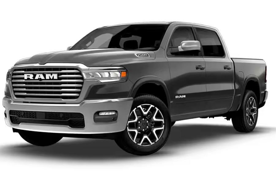 2026 RAM 1500 Laramie Exterior Driver Side Front Profile