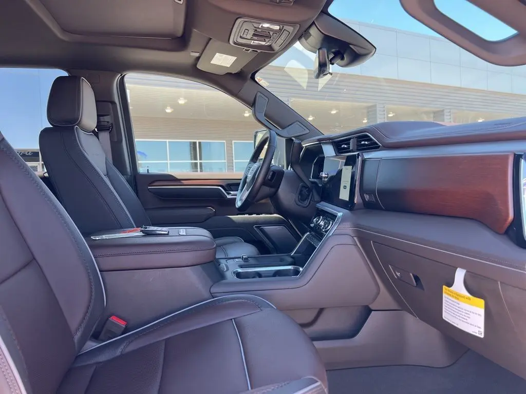 2025 Gmc Sierra HD Denali photo 18