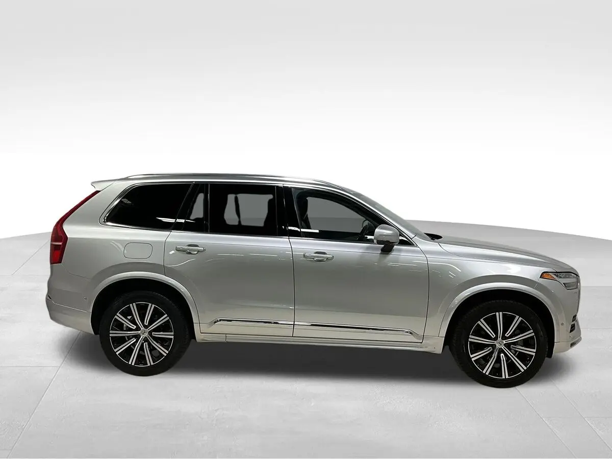 2022 Volvo XC90 T6 Inscription photo 2