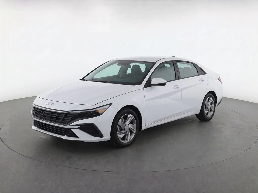 2026 Hyundai Elantra 2.0 SE IVT's photo