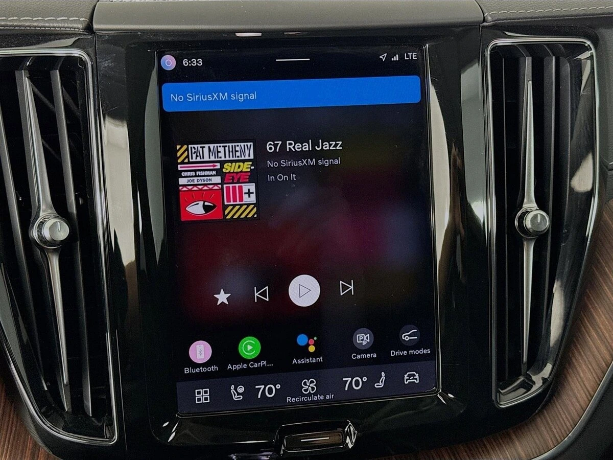 2023 Volvo - image 15