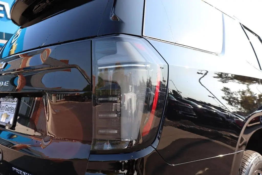 2025 Chevrolet Tahoe Premier photo 35