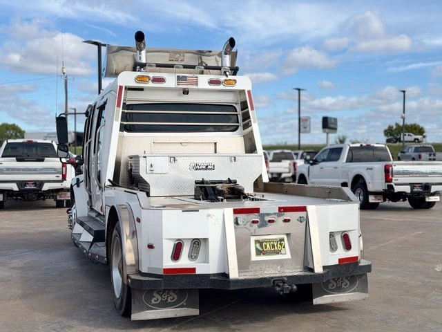 2006 Freightliner eM2 — photo 3