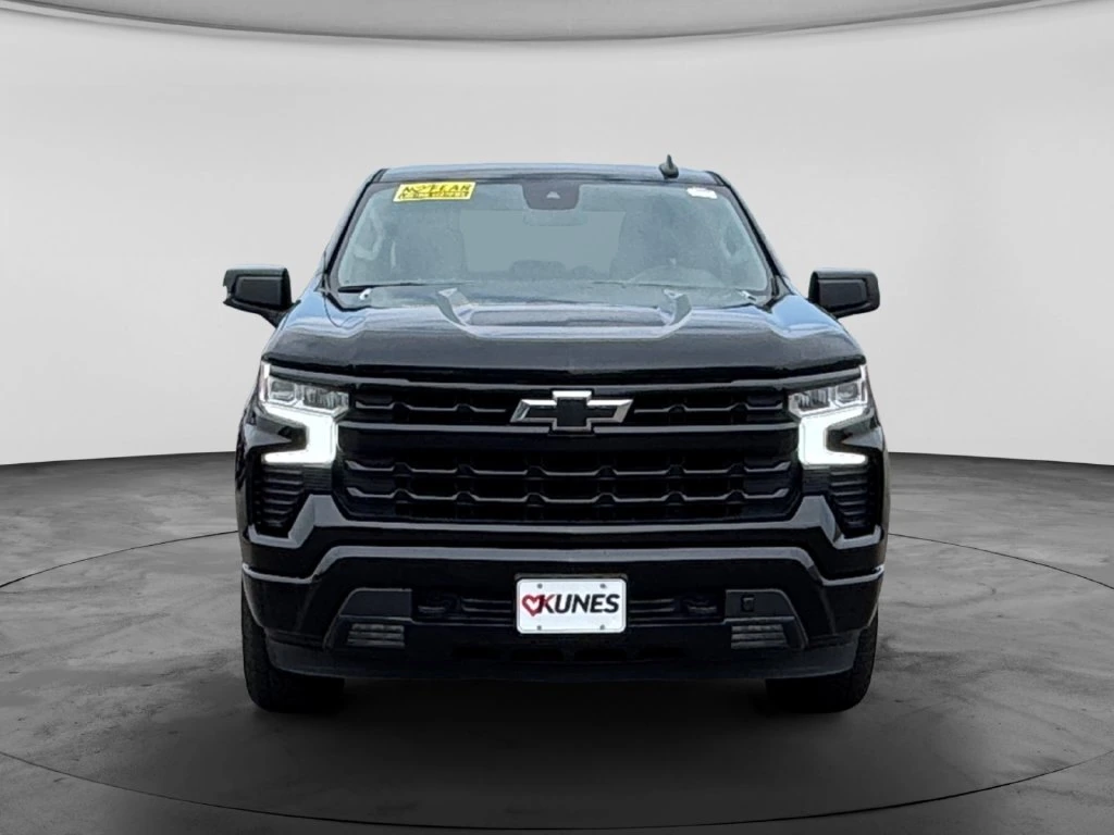 Used 2024 Chevrolet Silverado 1500 RST with VIN 1GCUDEE87RZ109470 for sale in Hastings, Minnesota