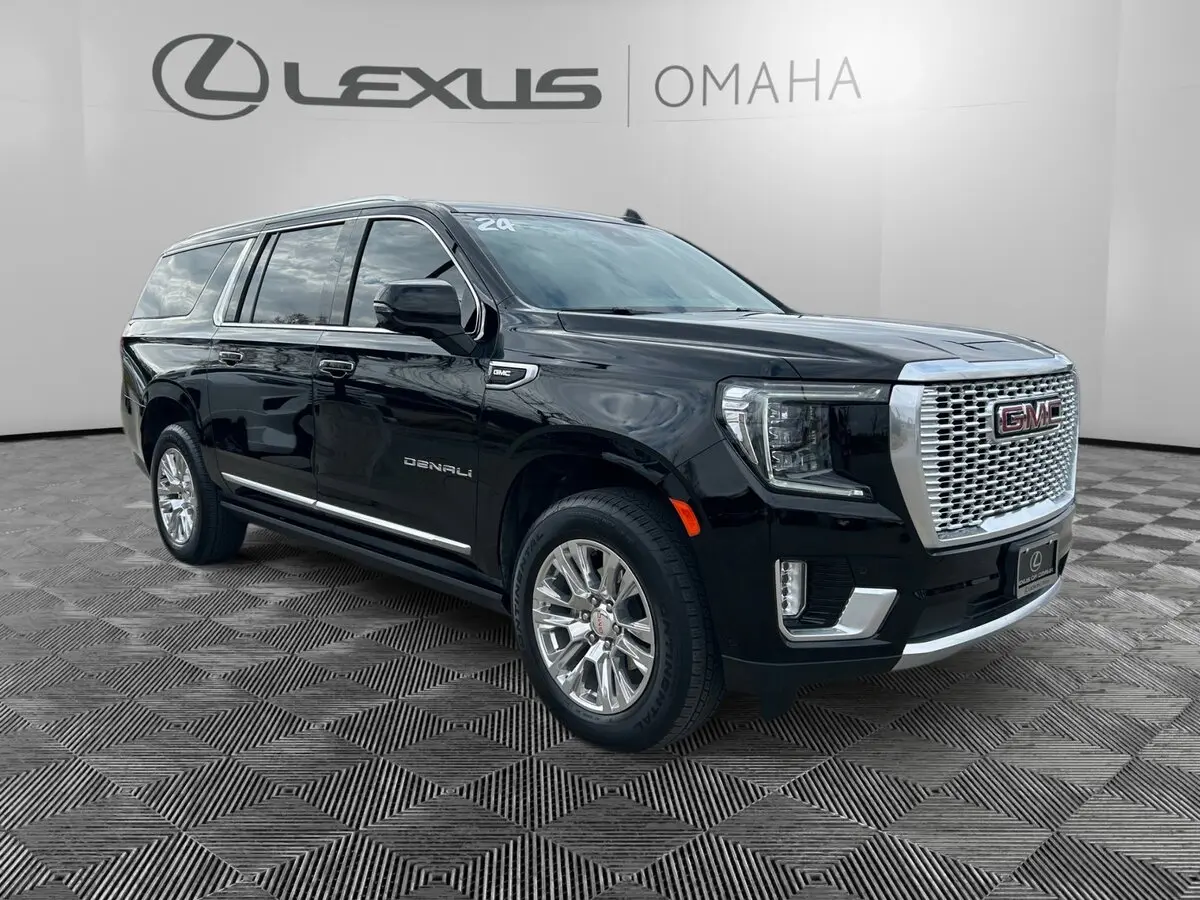 2024 GMC Yukon XL Denali's photo
