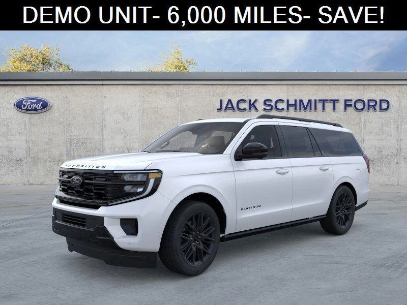 2025 Ford Expedition Platinum's photo