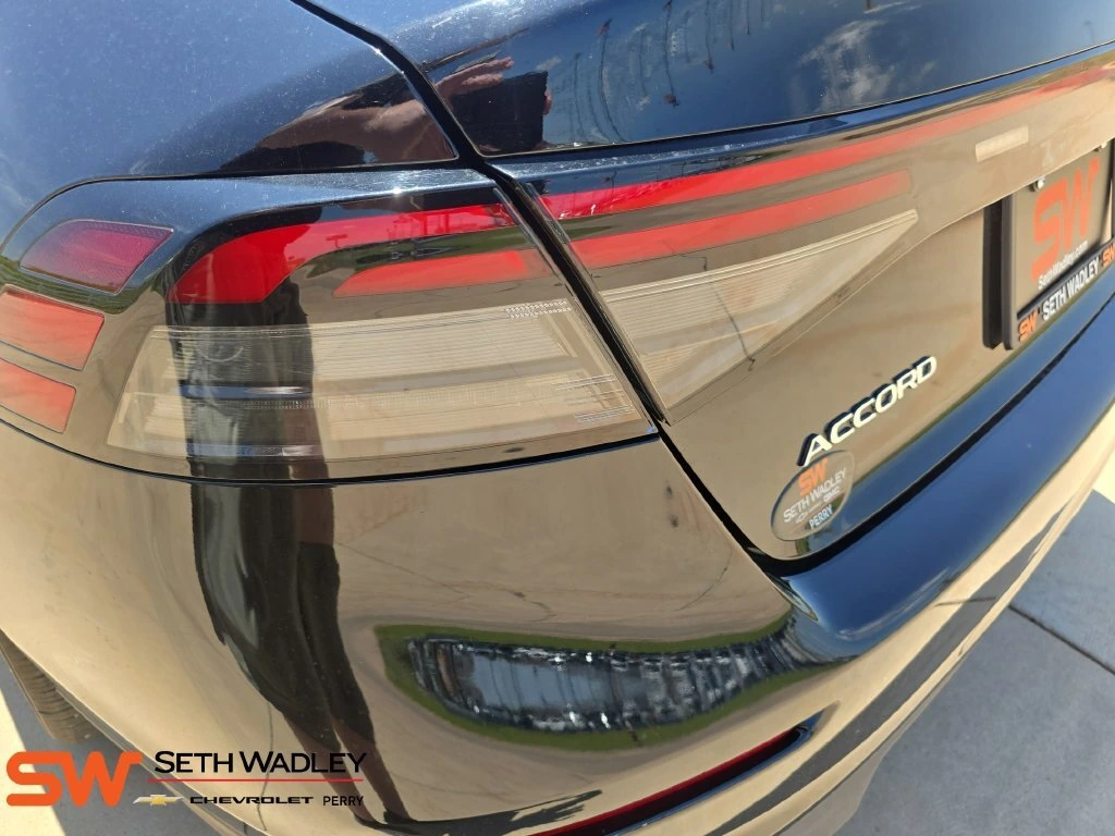 2025 Honda Accord SE - Photo 34