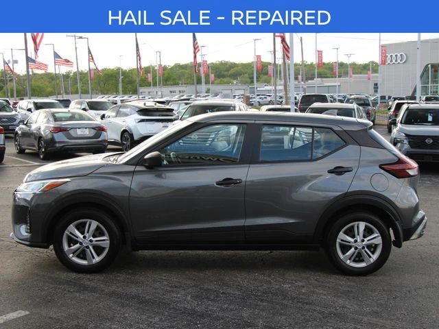 Used 2025 Nissan KICKS PLAY Base with VIN 3N1CP5BV0SL496232 for sale in Kansas City