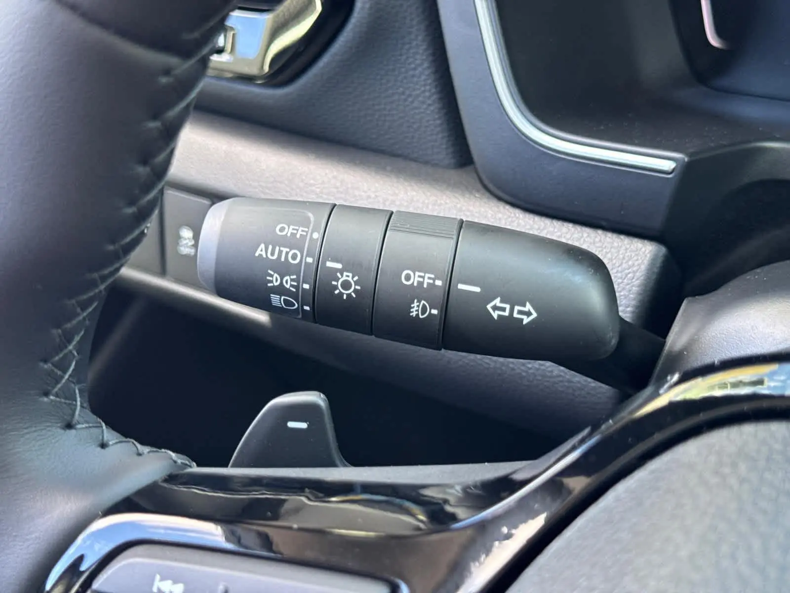 2025 Honda Pilot Touring photo 16