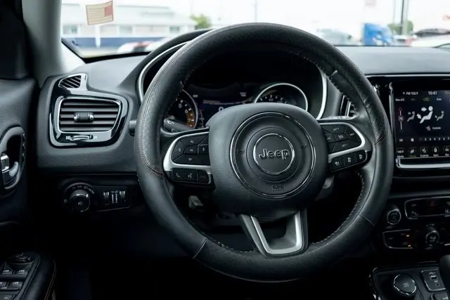2021 Jeep Compass Limited photo 7