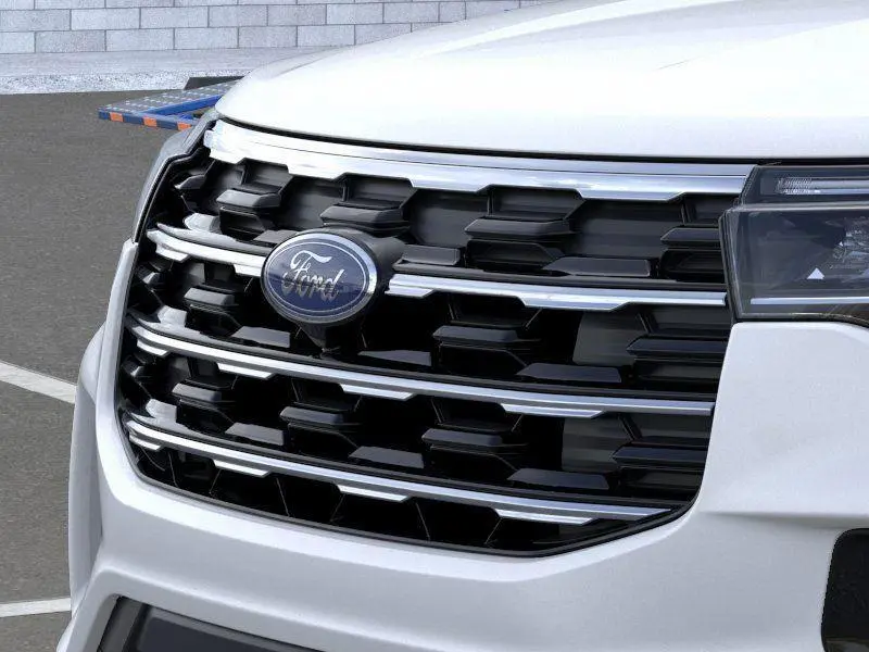 2025 Ford Explorer photo 15