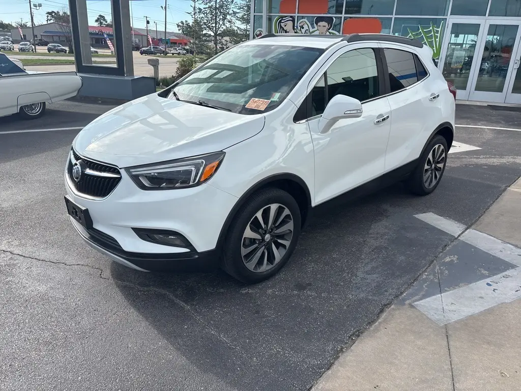 2019 Buick Encore Essence photo 2