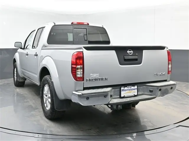 2016 Nissan Frontier SV photo 6