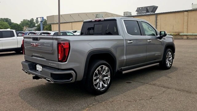 2026 GMC Sierra 1500 Denali - Photo 9