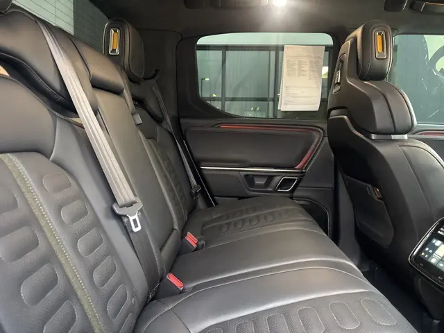 2023 Rivian R1T Launch Edition photo 12
