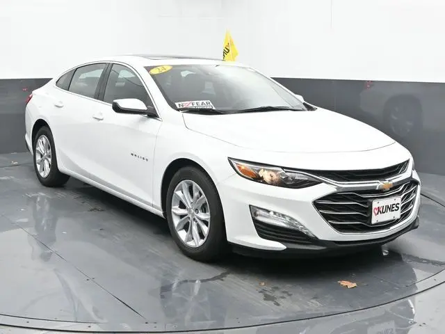 Used 2024 Chevrolet Malibu 1LT with VIN 1G1ZD5ST2RF242887 for sale in Delavan, WI