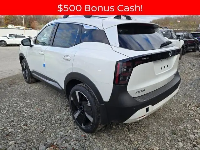 2026 Nissan Kicks SR photo 2