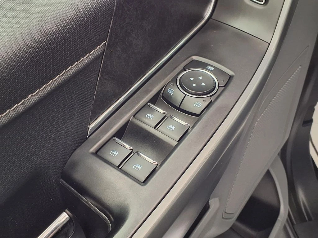 2023 Ford F-150 XLT - Photo 12