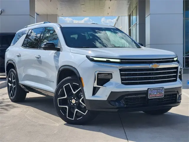 2026 Chevrolet Traverse High Country's photo