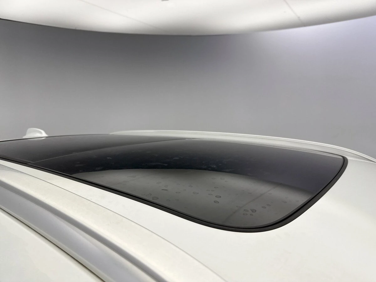 2022 Volvo - image 17