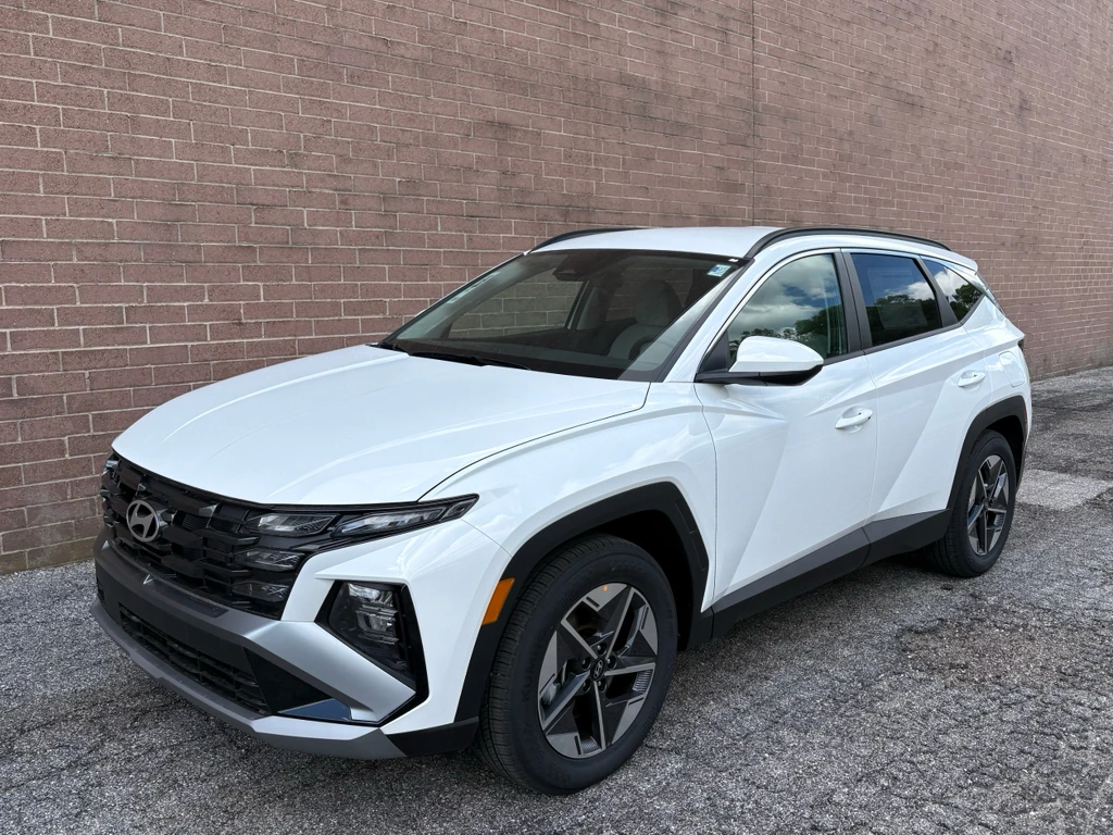 2026 Hyundai Tucson SEL FWD's photo