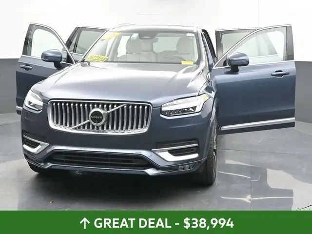 2023 Volvo XC90 Plus photo 38
