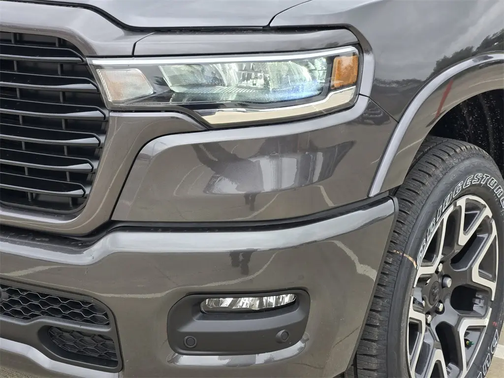 2026 Ram 1500 Laramie photo 6