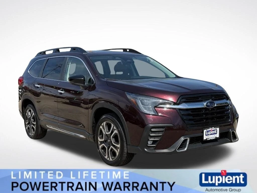 2024 Subaru Ascent Touring's photo